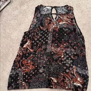 Maurice’s Banded Paisley Sleeveless Keyhole Top - 0X